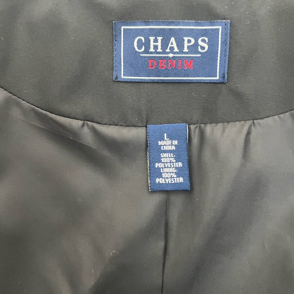 Chaps Black Sleeveless Vest - Picture 2 of 5